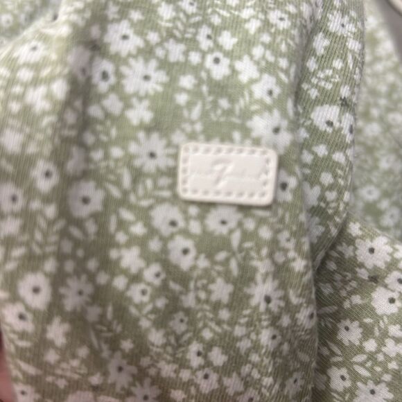 7 For all Mankind sage green floral sleep and play EUC 0-3 months - Picture 12 of 13